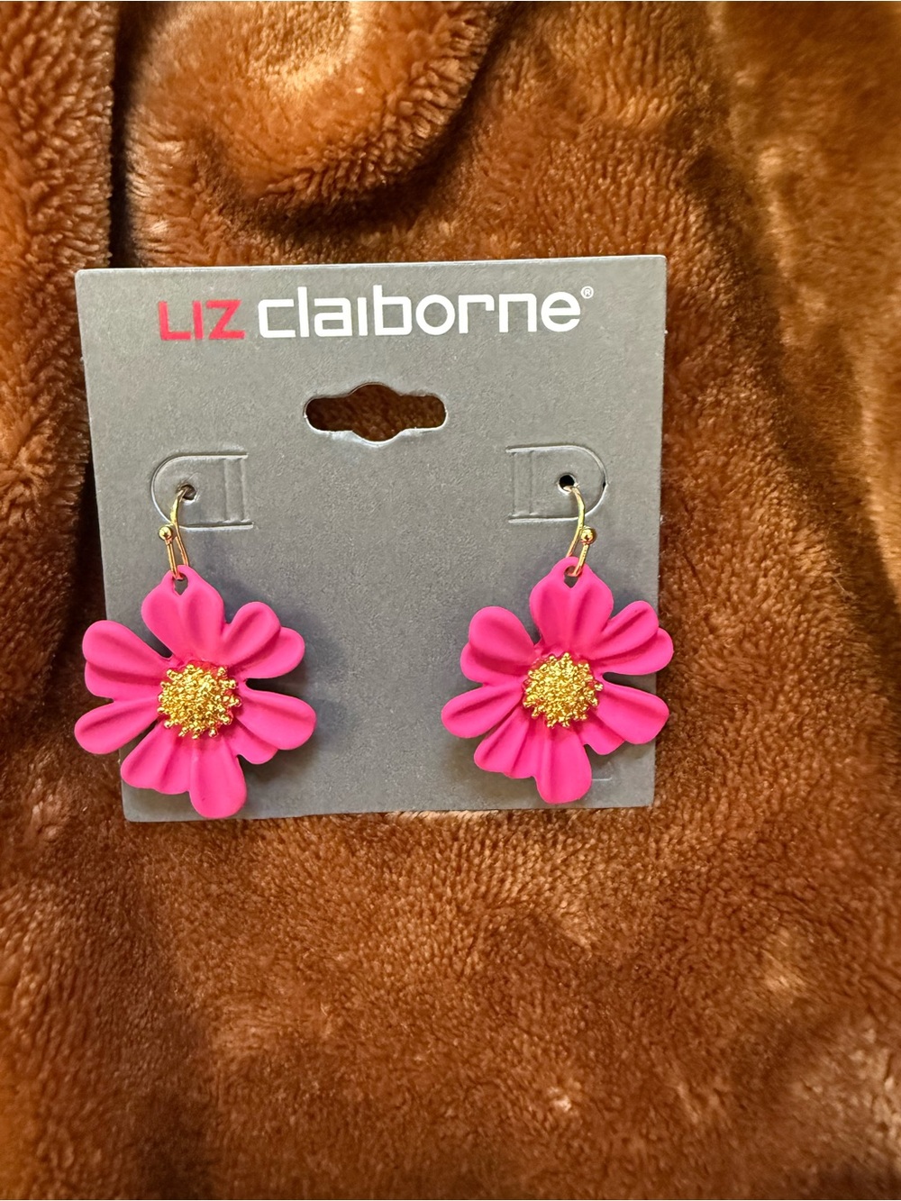 Women Accessories Subcategory Identification